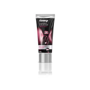 Close-Up Creme Dental Diamond Attraction Delicate White 70 G